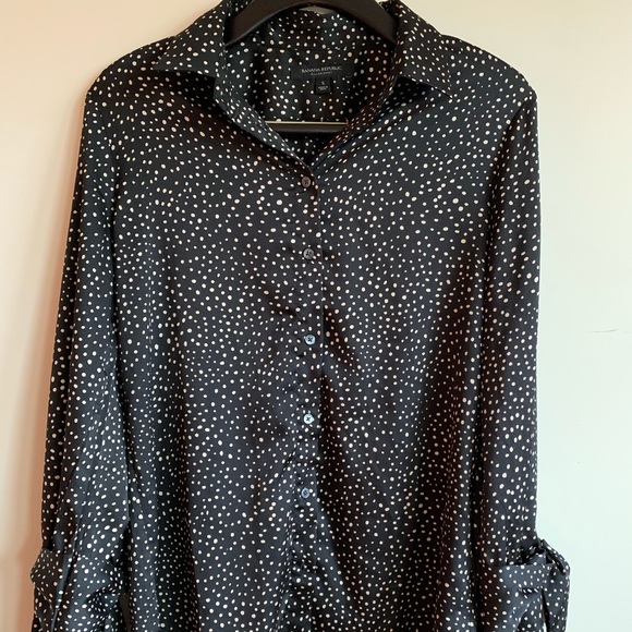 Polka Dot Banana Republic Blouse button down - Picture 5 of 8